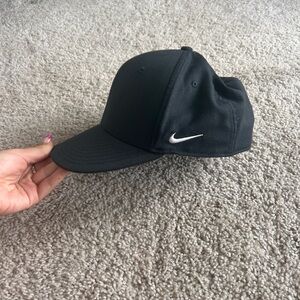 NIKE HAT